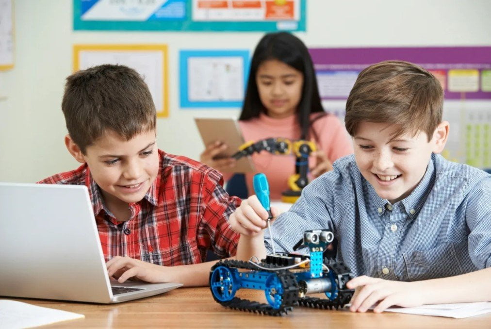 is my child going to fall behind in school | three students in class