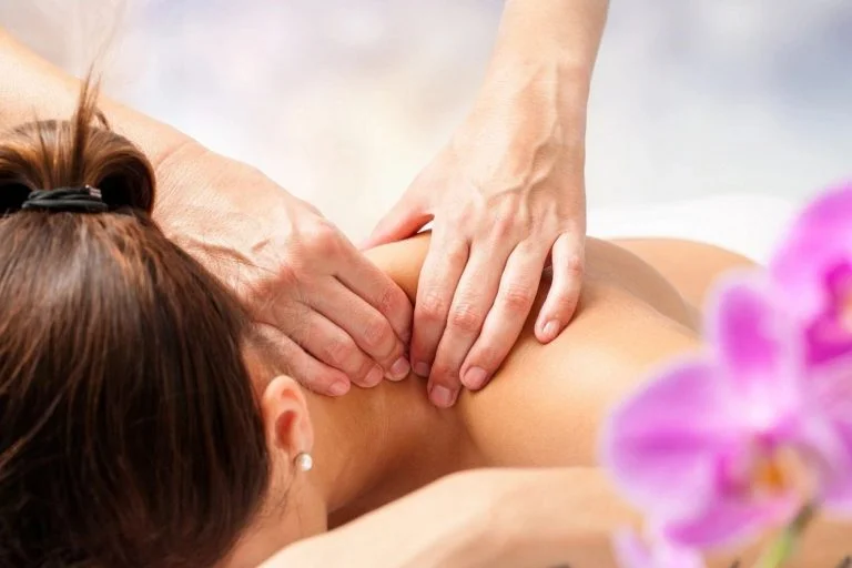 7 Powerful Benefits of Regular Massage Therapy