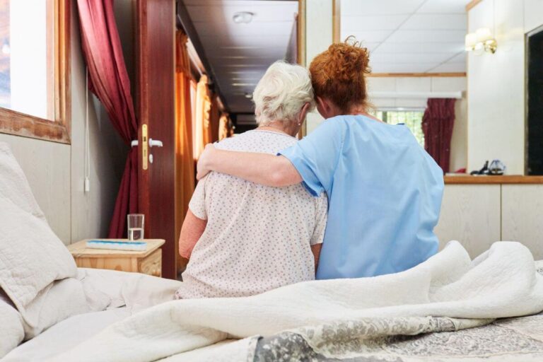 Pros and Cons of Hospice Care: My Personal Experience