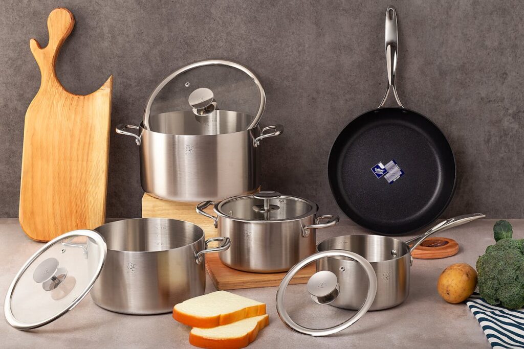 Stainless Steel Cookware Set with Cutting Board
