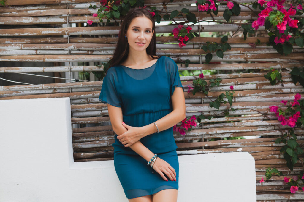 Focus on minimalist designs that complement your body