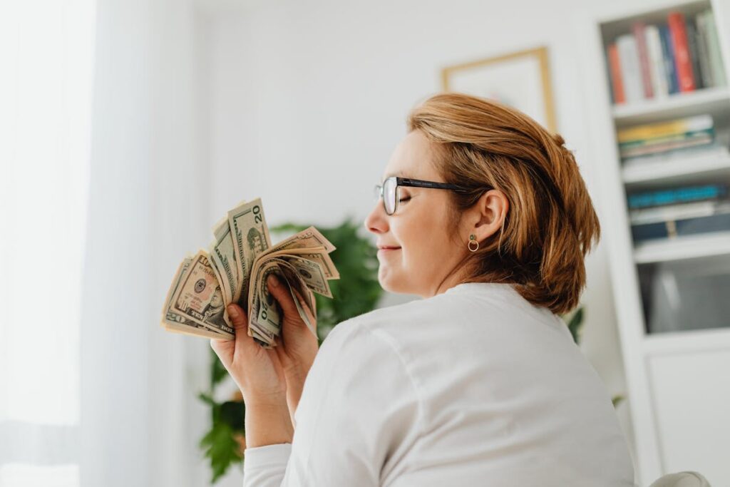 Prioritizing financial independence early on