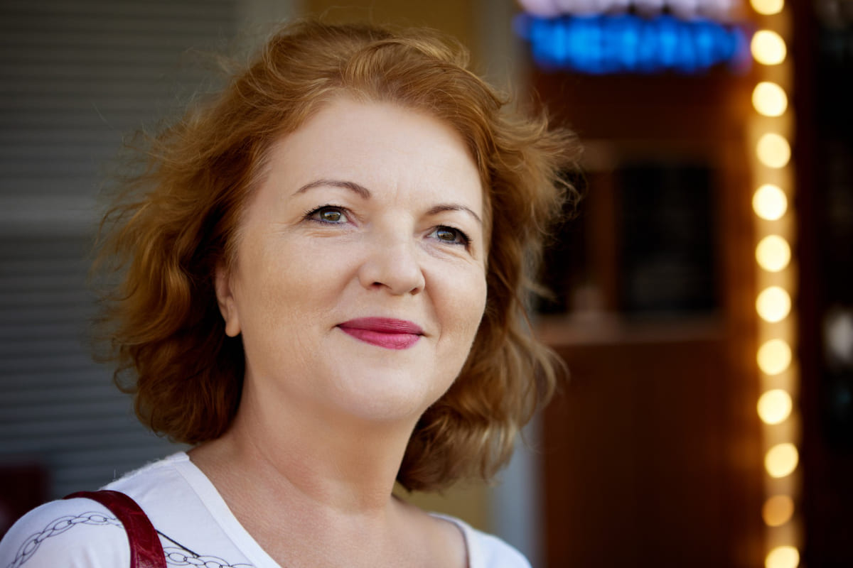 15 Things You Should Never Let Anyone Say to a Woman Over 50 – A Friendly Reminder for Respect and Empowerment