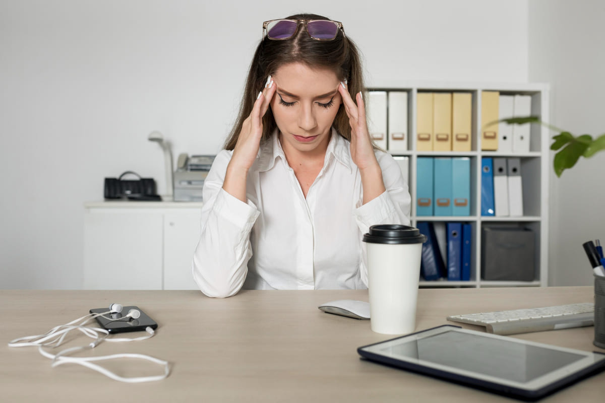 15 Ways Highly Intelligent People Handle Stress Better Than Others with Smart, Simple Habits