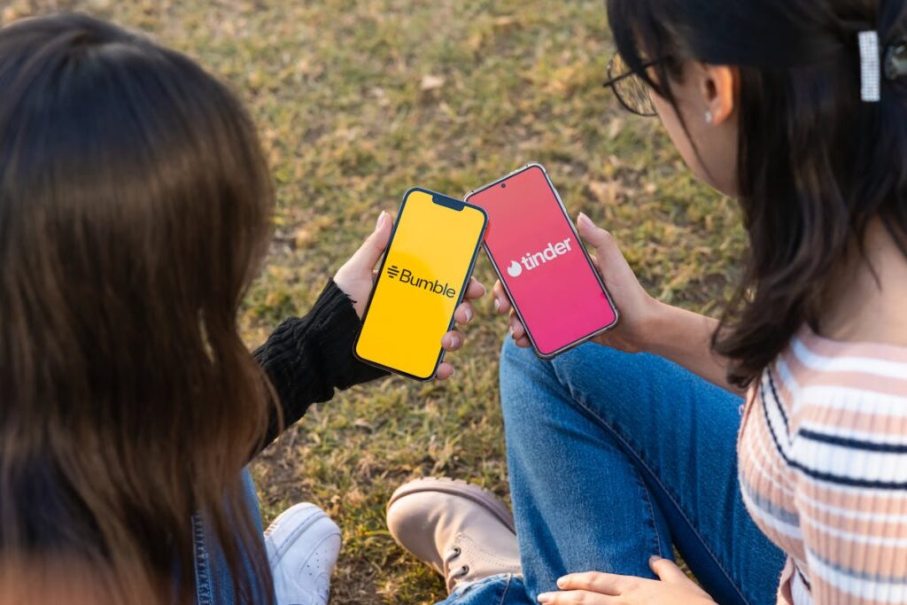 Dating apps emphasize youth and overlook mature women’s needs