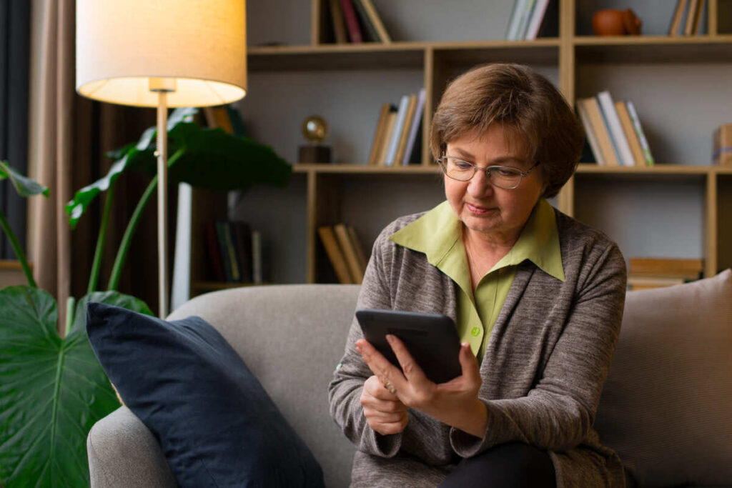 Learn a new language with apps like Duolingo