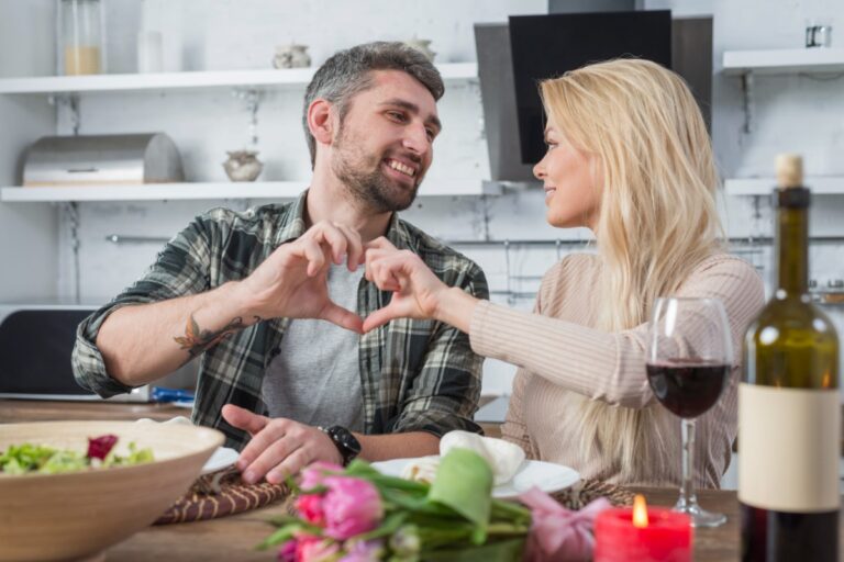 10 Unspoken Rules of a Healthy, Long-Term Relationship That Strengthen Your Bond Everyday