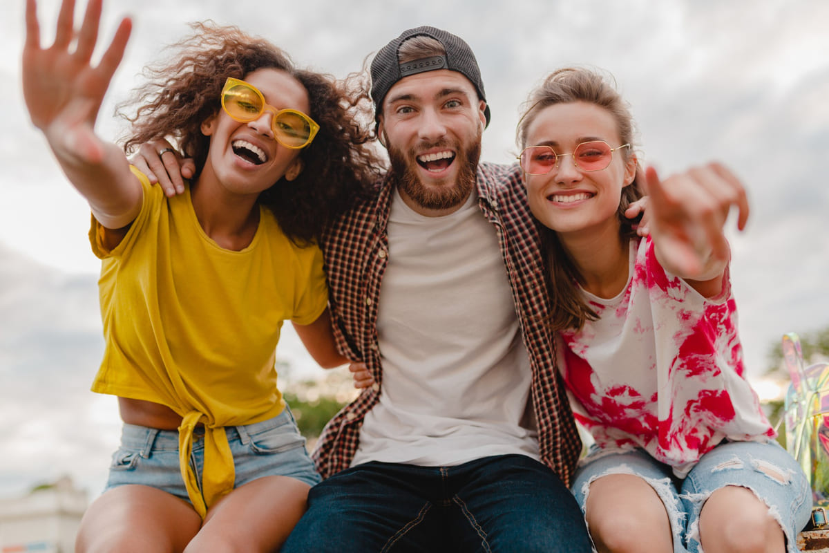10 Ways to Find New Friends So You Don't Suffer Alone and Build Lasting Connections