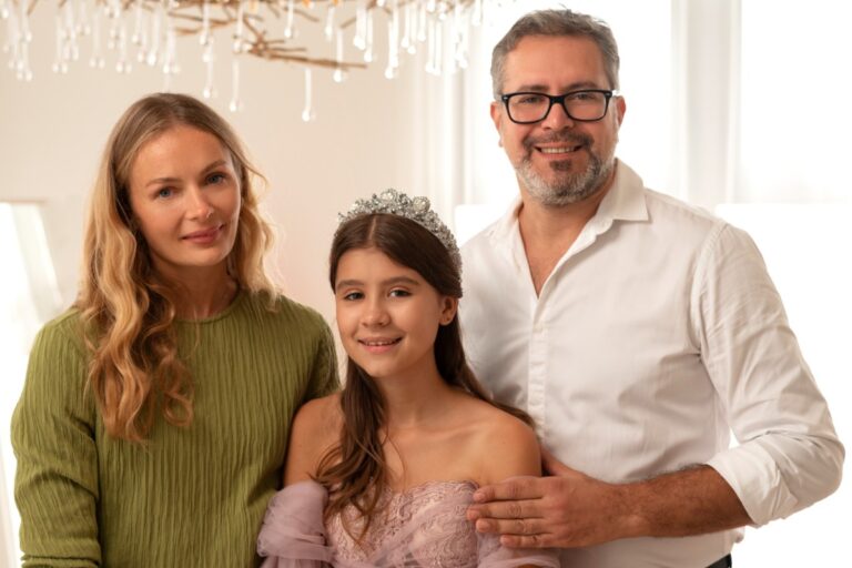 11 Habits That Are Normal In Upper-Class Homes But Make Middle-Class People Uncomfortable – What You Should Know