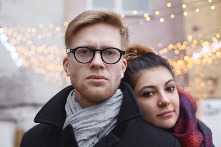 12 Things Men with Highly Emotional Intelligence Do Often to Build Stronger Relationships