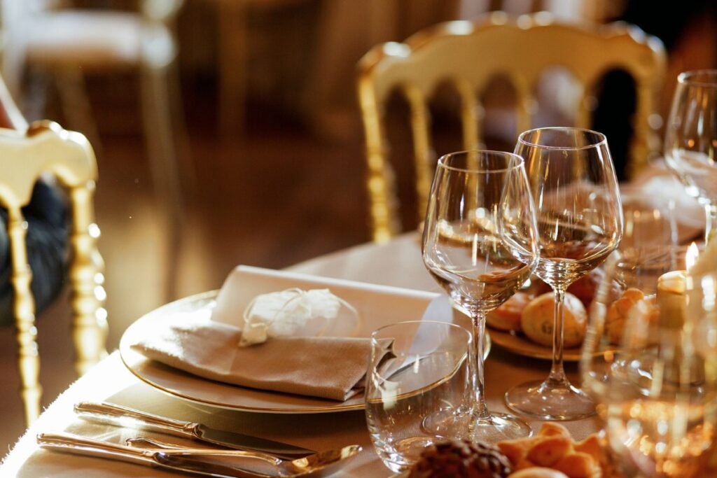 Formal dining sets