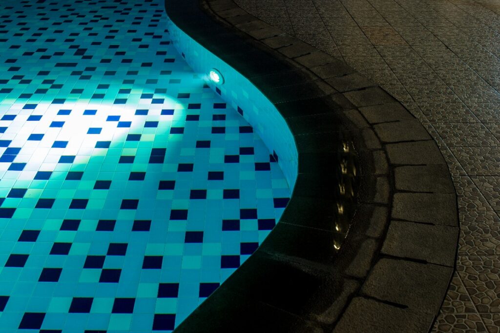 Indoor swimming pool with mosaic tiles