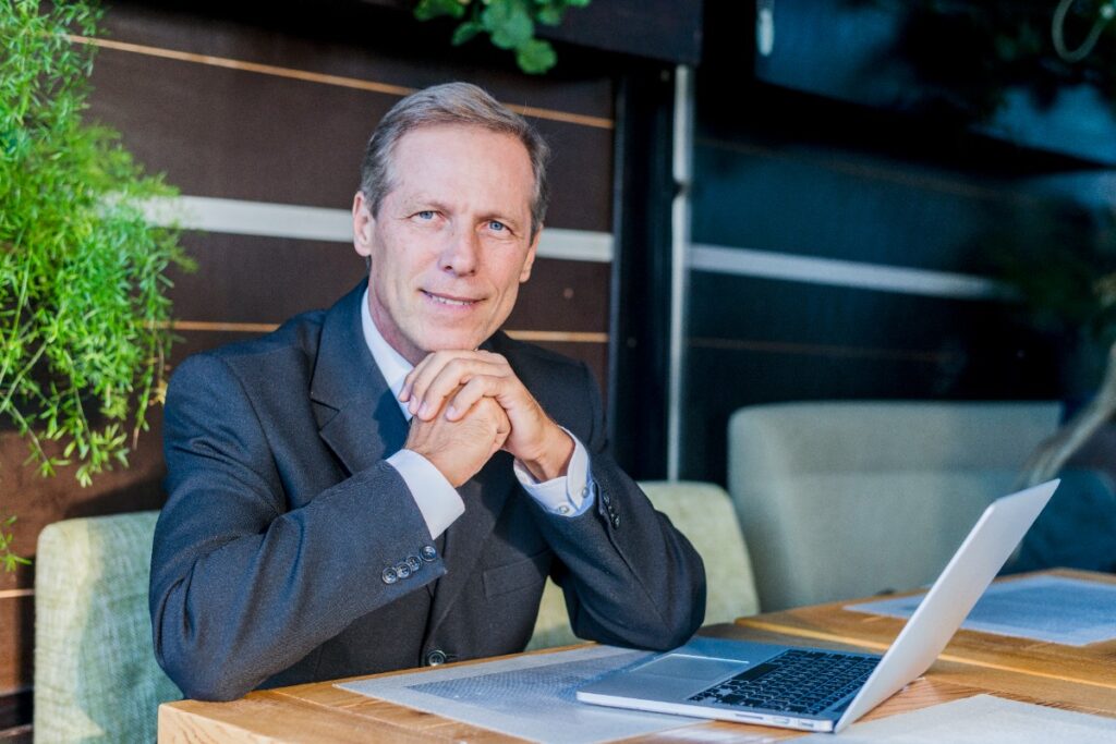 Senior Corporate Executivev