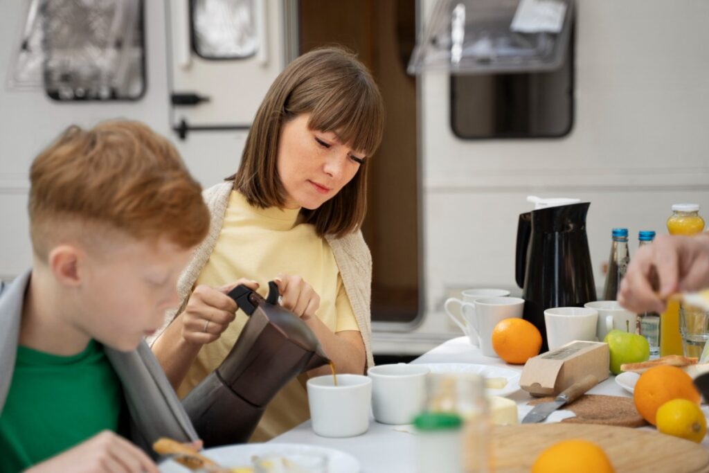 Teaching you how to make real sweet tea