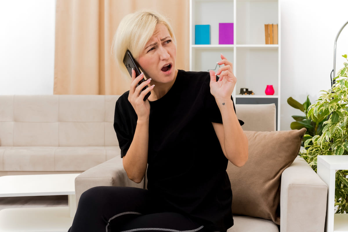 The Dating App Detox: Why Women Over 40 Are Taking a Break and 10 Surprising Benefits They’re Discovering