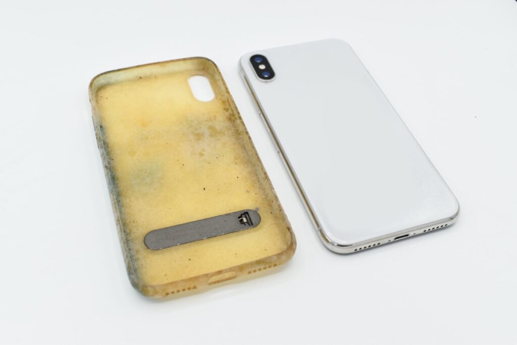 Using a cracked phone case