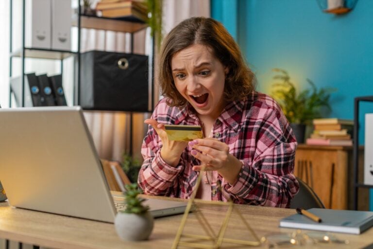 12 Money Mistakes Smart People Still Make Without Realizing It and How to Avoid Them Easily