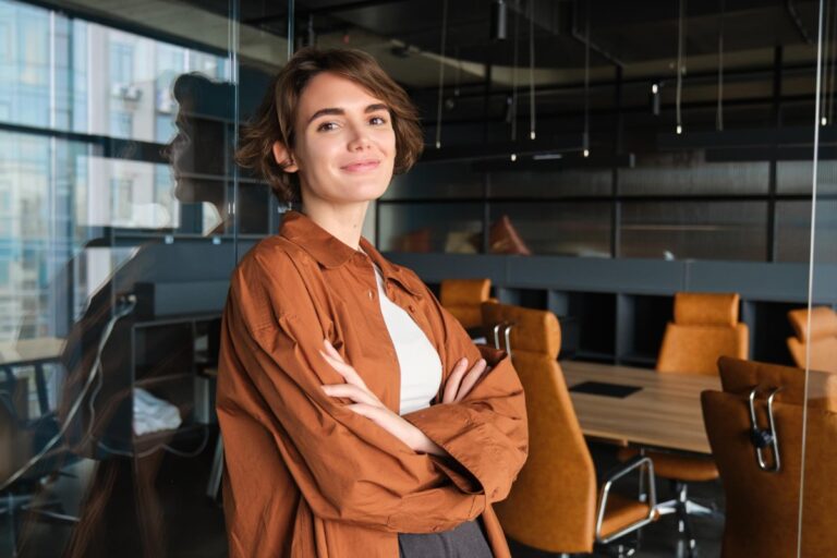 15 Simple Habits That Give You Away as a Leader And How to Cultivate Them Easily