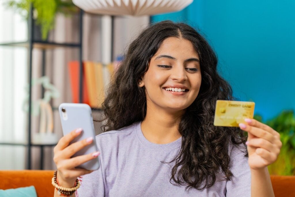 15 Things People Waste Money On Without Thinking Twice And How To Stop