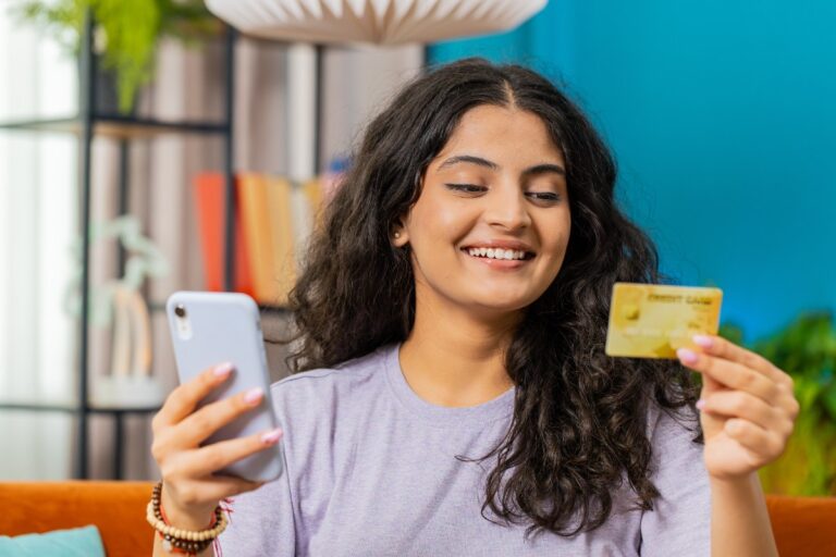 15 Things People Waste Money On Without Thinking Twice And How To Stop