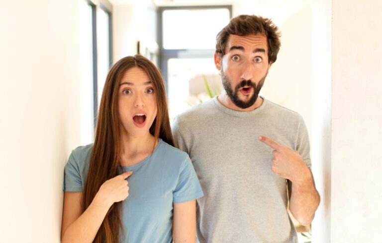 15 Things You Won’t Believe People Still Do in Relationships Today That’ll Surprise You