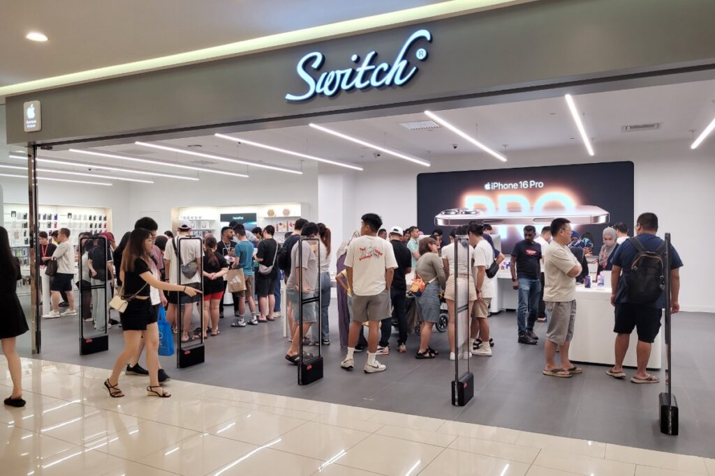 Buying the newest smartphone model every release cycle