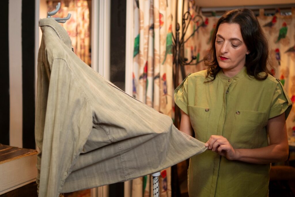 Check the quality of fabric carefully
