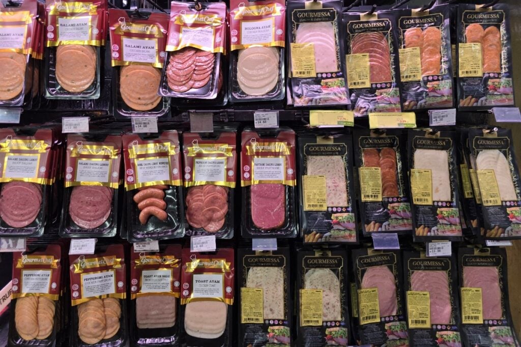 Convenience-packaged deli meats