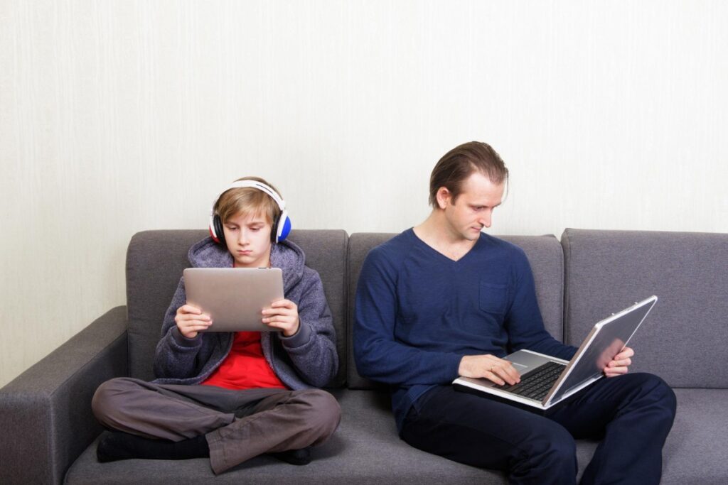 Digital devices impacting parent-child communication