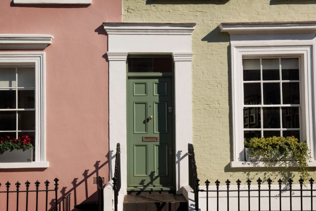 Front door color and condition