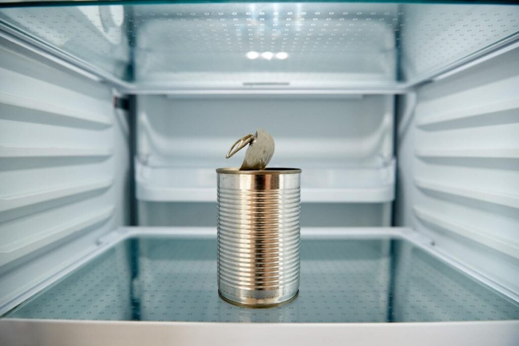 Leaving empty containers in the fridge