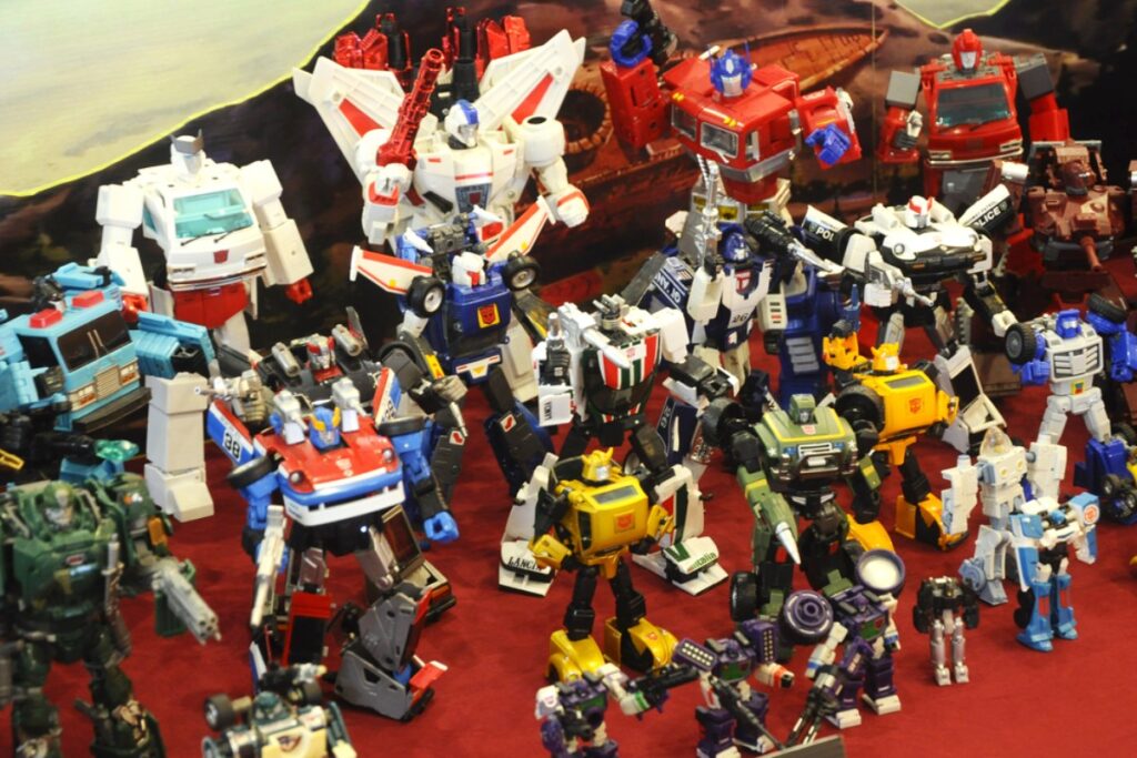 Action Figures with Broken Accessories