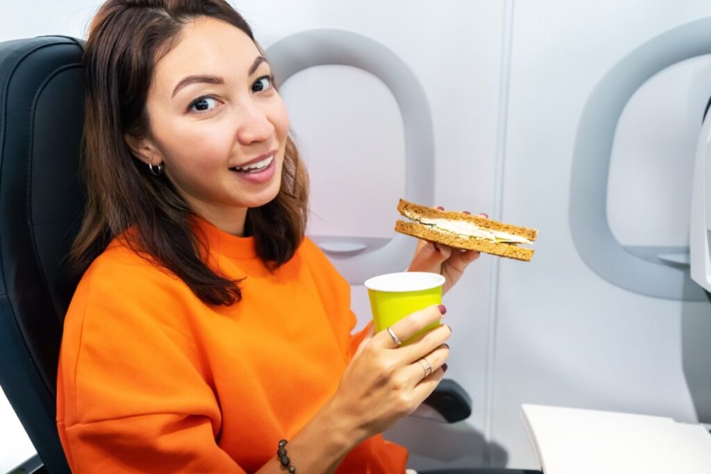 Eating strong-smelling foods like garlic sandwiches