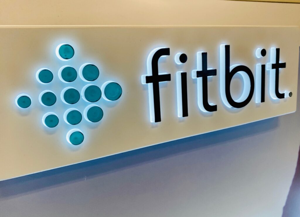 Fitbit Luxe