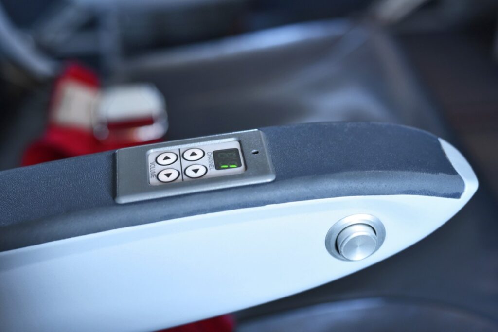 Hogging the armrests aggressively