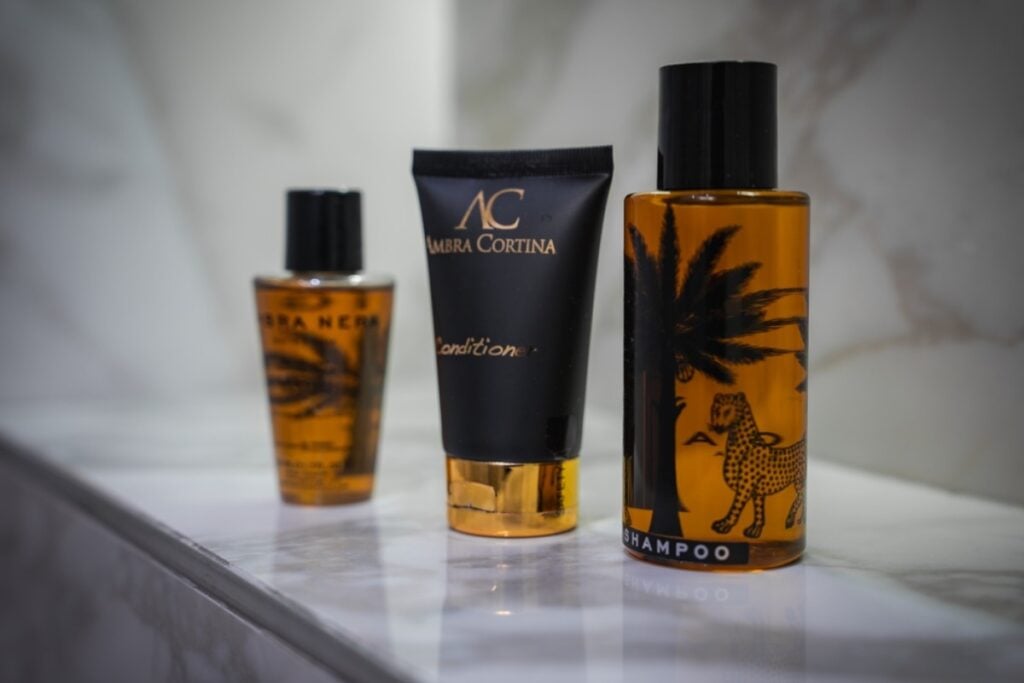 Hotel room toiletries