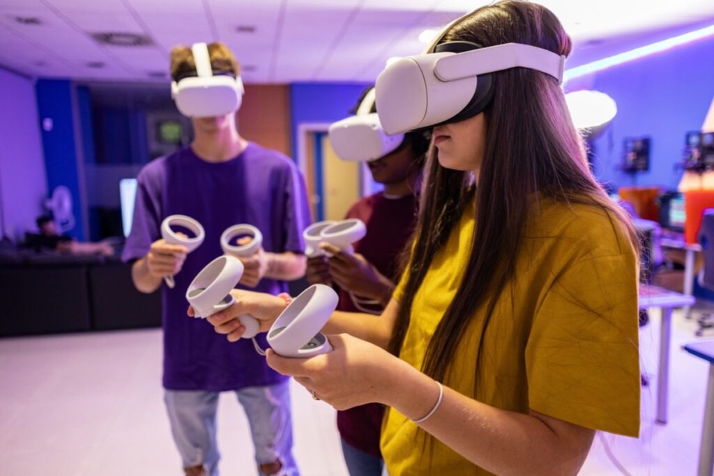 How Virtual Reality Functions