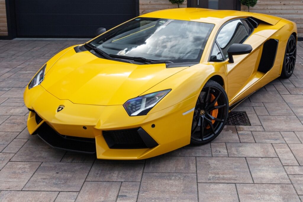 Lamborghini Aventador