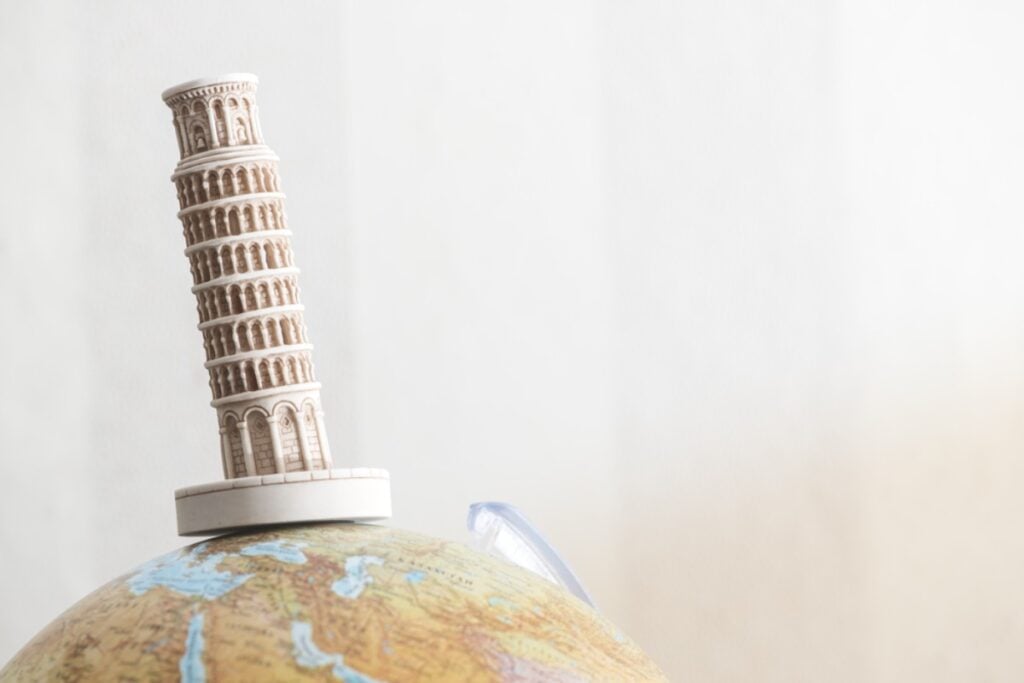 Miniature landmarks made of resin