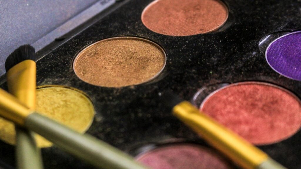 Premium grooming kits with gold accents