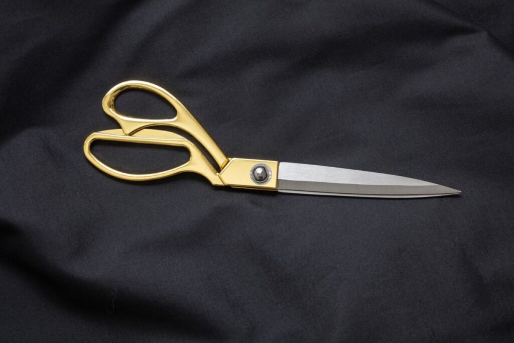 Scissors 