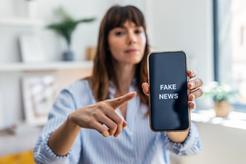 Sharing fake news or unverified info