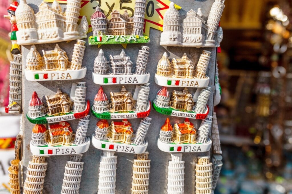 Souvenir magnets