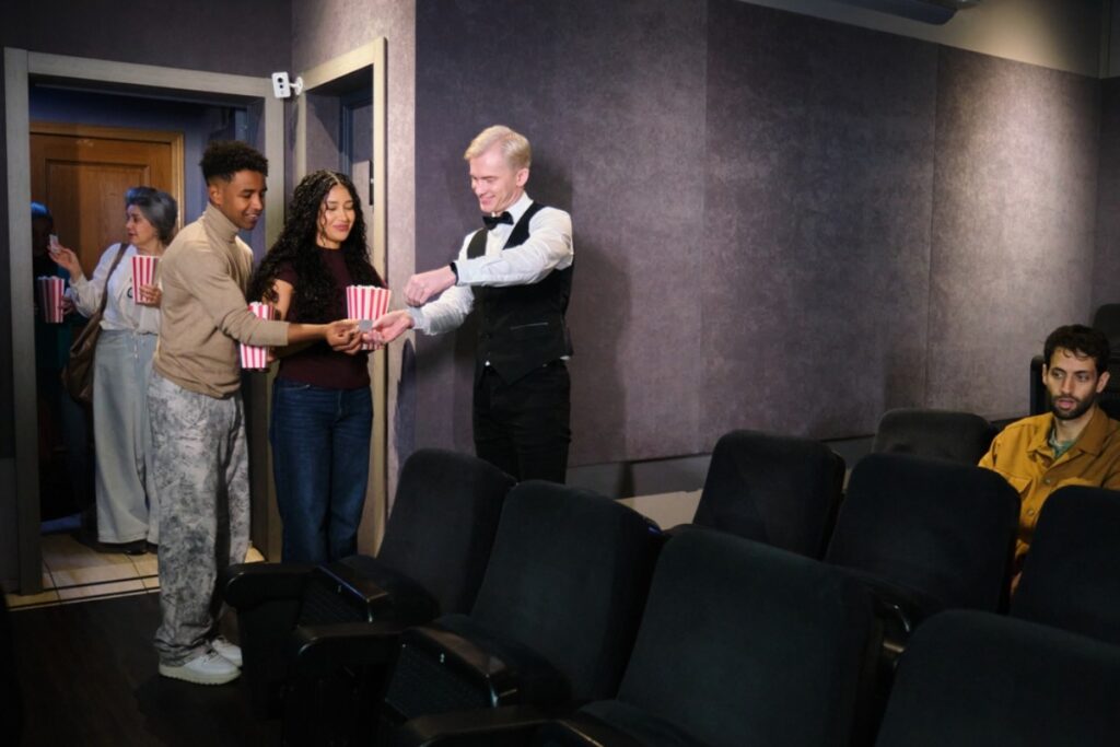 Watching the movie with the flashlight on