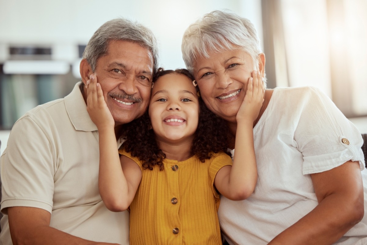6 Habits Of Grandparents Who Build Unbreakable Bonds With Their Grandchildren That Strengthen Family Connections