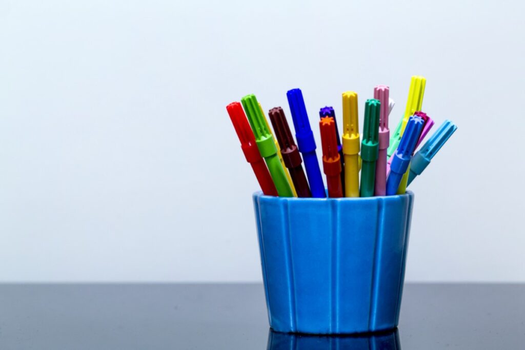 Ancient pens and dried-out markers