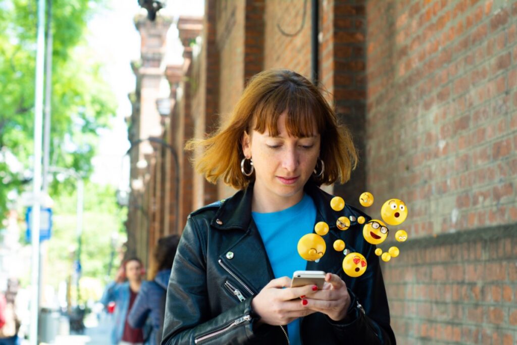 Mixing emojis with formal language