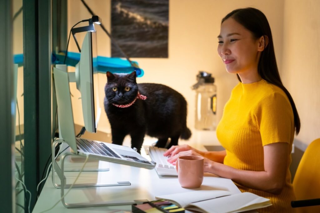 Talking to their pet as if it’s the meeting host