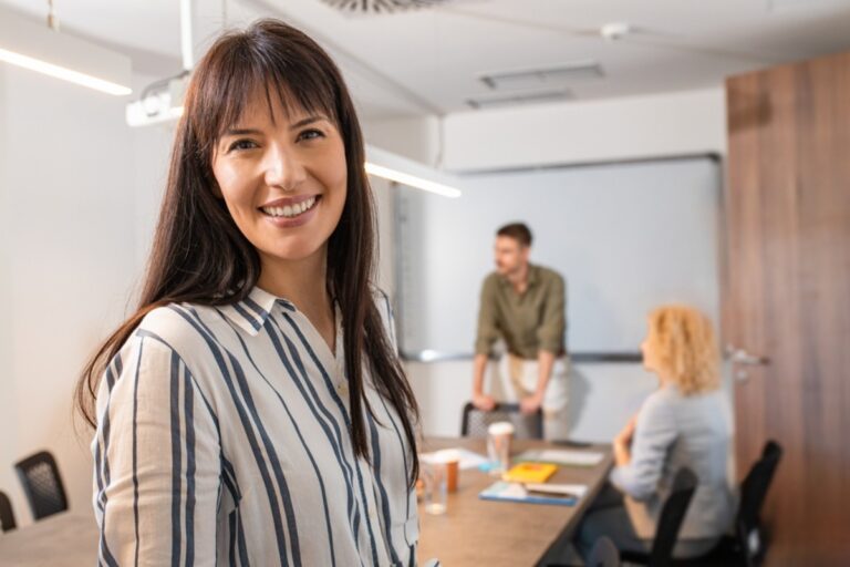 12 Things Women Over 40 Do That Intimidate the Wrong People And Why It’s Empowering