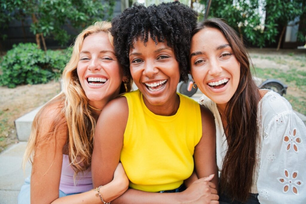 15 Ways Women Over 40 Keep Their Friendships Strong and Celebrate Lifelong Bonds